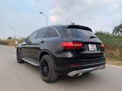 Cần bán xe Mercedes GLC-Class năm sản xuất 2016 còn mới