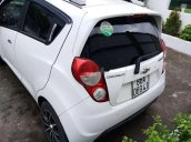 Cần bán gấp Chevrolet Spark năm sản xuất 2014 còn mới