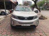 Cần bán gấp Kia Sorento năm 2015, màu bạc chính chủ, giá 655tr