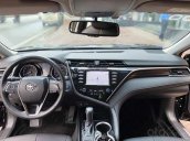 Bán Toyota Camry 2.0G 2020, màu đen, xe nhập còn mới