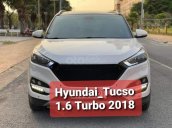 Cần bán gấp Hyundai Tucson năm sản xuất 2018, màu trắng, đi 40.000 km