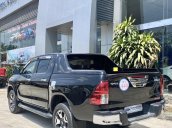 Bán Toyota Hilux sản xuất 2018, nhập khẩu nguyên chiếc còn mới, giá chỉ 810 triệu