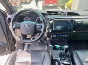 Bán Toyota Hilux sản xuất 2019, xe nhập còn mới
