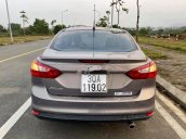 Bán Ford Focus sản xuất năm 2014 còn mới, giá 465tr