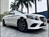 Cần bán lại xe Mercedes C class sản xuất năm 2019 còn mới