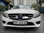 Cần bán lại xe Mercedes C class sản xuất năm 2019 còn mới