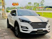 Cần bán lại xe Hyundai Tucson sản xuất năm 2019, màu trắng