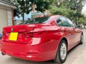 Nhà tôi cần bán BMW 320i Model 2017 nhập Đức, số tự động, màu đỏ tươi