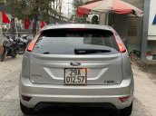 Gia đình cần bán nhanh chiếc Ford Focus 1.8AT sản xuất 2010, giá thấp