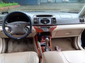 Bán xe Toyota Camry năm 2006 còn mới