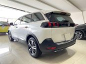 Cần bán lại xe Peugeot 5008 sản xuất 2019, màu trắng còn mới