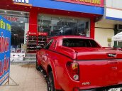 Cần bán xe Mitsubishi Triton năm sản xuất 2015, màu đỏ