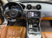 Bán xe Jaguar XJ năm sản xuất 2013, màu trắng, nhập khẩu còn mới