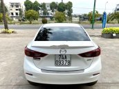 Bán xe Mazda 3 đời 2019, màu trắng, nhập khẩu 