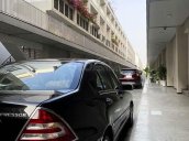 Bán xe Mercedes C class sản xuất năm 2006, màu đen còn mới