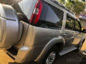 Bán ô tô Ford Everest sản xuất 2009, màu vàng còn mới