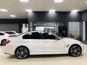 Cần bán gấp BMW 3 Series sản xuất 2017, nhập khẩu nguyên chiếc còn mới