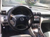 Cần bán Mercedes C class năm 2004, nhập khẩu còn mới