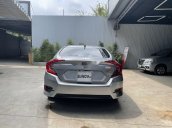 Bán Honda Civic sản xuất năm 2017, nhập khẩu còn mới, 780tr