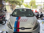 Bán ô tô Ford Fiesta năm 2011, màu bạc còn mới