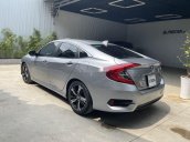 Bán Honda Civic sản xuất năm 2017, nhập khẩu còn mới, 780tr