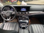 Cần bán gấp Mercedes E250 2017, màu đen 