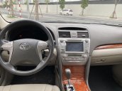 Cần bán Toyota Camry sản xuất 2011 còn mới