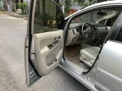 Gia Hưng Auto bán xe Toyota Innova 2.0E màu bạc sx 2015