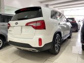 Bán ô tô Kia Sorento sản xuất 2019 còn mới, 825tr