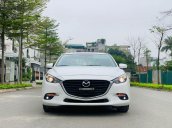 Cần bán Mazda 3 năm 2019, màu trắng, giá tốt