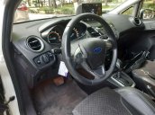 Xe Ford Fiesta đời 2016, màu trắng, xe chính chủ