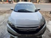 Bán Honda Civic đời 2019, màu trắng chính chủ, giá tốt