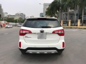 Bán Kia Sorento sản xuất năm 2015, màu trắng còn mới