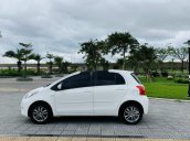 Xe Toyota Yaris đời 2013, màu trắng, xe nhập còn mới