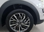 Bán xe Hyundai Tucson sản xuất năm 2020, màu trắng, nhập khẩu