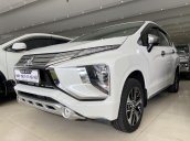 Bán xe Mitsubishi Xpander màu trắng, số tự động, trả góp chỉ 208 triệu