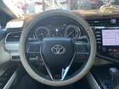 Cần bán xe Toyota Camry 2.5Q năm 2020, màu đen, nhập khẩu