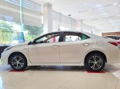 Cần bán xe Altis 1.8 CVT sản xuất 2021, tặng 2 năm BHVC, giá 733 triệu