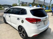 Bán gấp Kia Rondo máy dầu đời 2017. Xe lăn bánh 165.000km, còn như mới, có hỗ trợ vay ngân hàng lãi suất cực ưu đãi