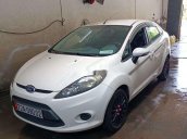 Xe Ford Fiesta sản xuất năm 2011 còn mới, giá chỉ 260 triệu