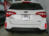 Cần bán gấp Kia Sorento 2014, màu trắng, giá tốt