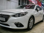 Cần bán xe Mazda 3 2015, màu trắng, số tự động