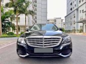 Xe chính chủ bán Mercedes C250 Exclusive màu đen nội thất kem, sx 2017, được mua mới từ đầu, xe cam kết không lỗi lầm