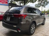 Cần bán lại xe Mitsubishi Outlander 2.0 sản xuất 2019, màu xám