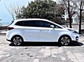 Cần bán xe Kia Rondo SX và ĐK T12.2019 màu trắng, số tự động