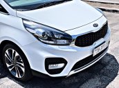 Cần bán xe Kia Rondo SX và ĐK T12.2019 màu trắng, số tự động