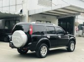 Bán Ford Everest đời 2014, màu đen chính chủ, 565tr