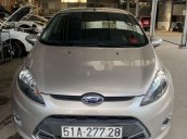 Cần bán lại xe Ford Fiesta sản xuất năm 2011 còn mới