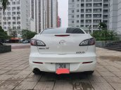 Cần bán Mazda 3 năm sản xuất 2014, màu trắng