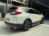 Bán xe Honda CR V màu trắng, biển số SG, lăn bánh 31.000km, trả góp chỉ 353 triệu